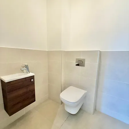 Villa Contemporary Luxury In 3 Bedrooms 6 Guests Pool & Parki *