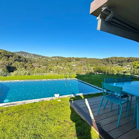 Villa Contemporary Luxury In 3 Bedrooms 6 Guests Pool & Parki