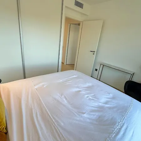 Contemporary Luxury In 3 Bedrooms 6 Guests Pool & Parki Antibes